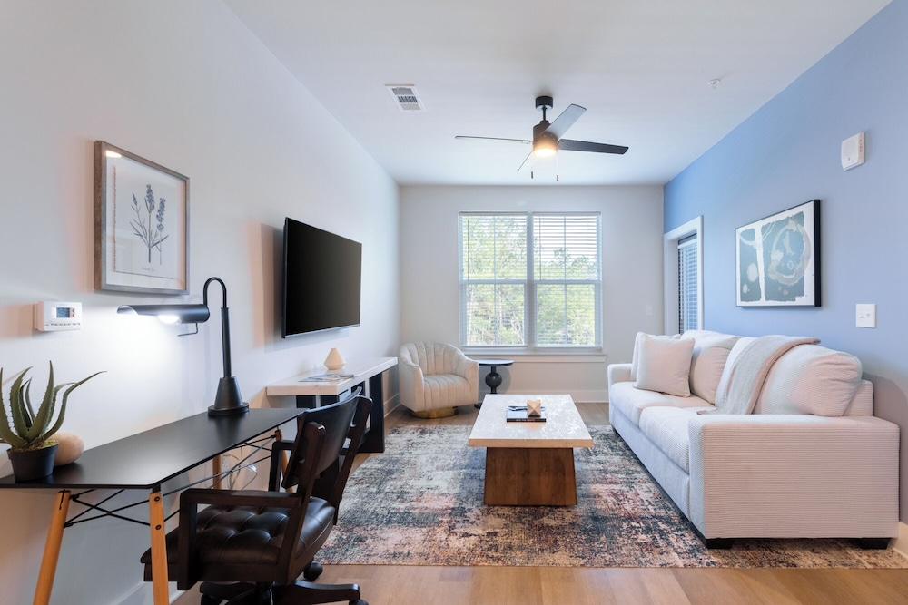 Landing Amazing 1bd, Yoga Studio, Clubhouse