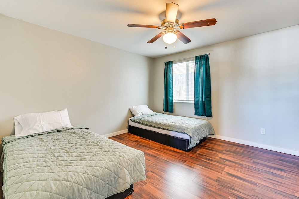 Flagstaff Home w/ Grill: 3 Mi to Historic Downtown