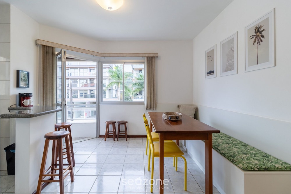 Fully Equipped Apartments Just Minutes From Jurere Beach - CIE