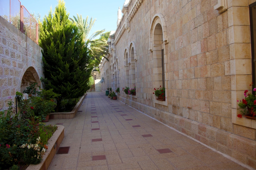 St. Vincent Guest House - Bethlehem
