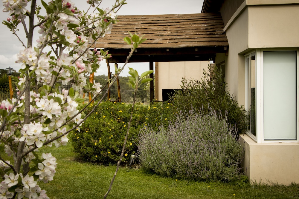 Ruca Haian. Cabañas Spa & Restó. Tandil