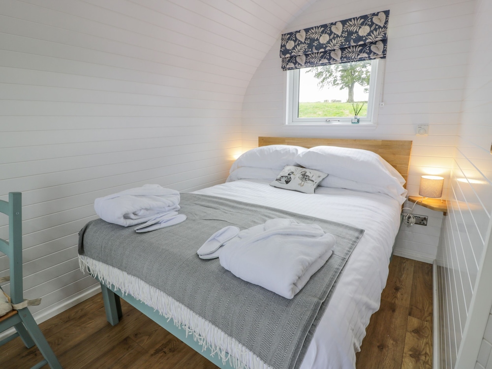 Laird Lodge 2