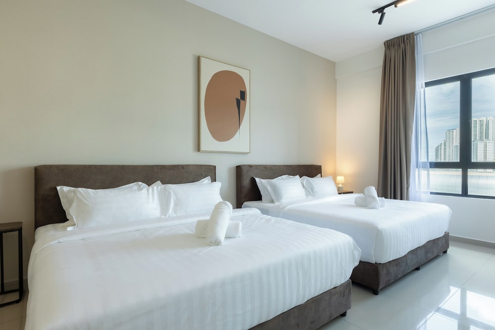 Sunshine Residence Suites