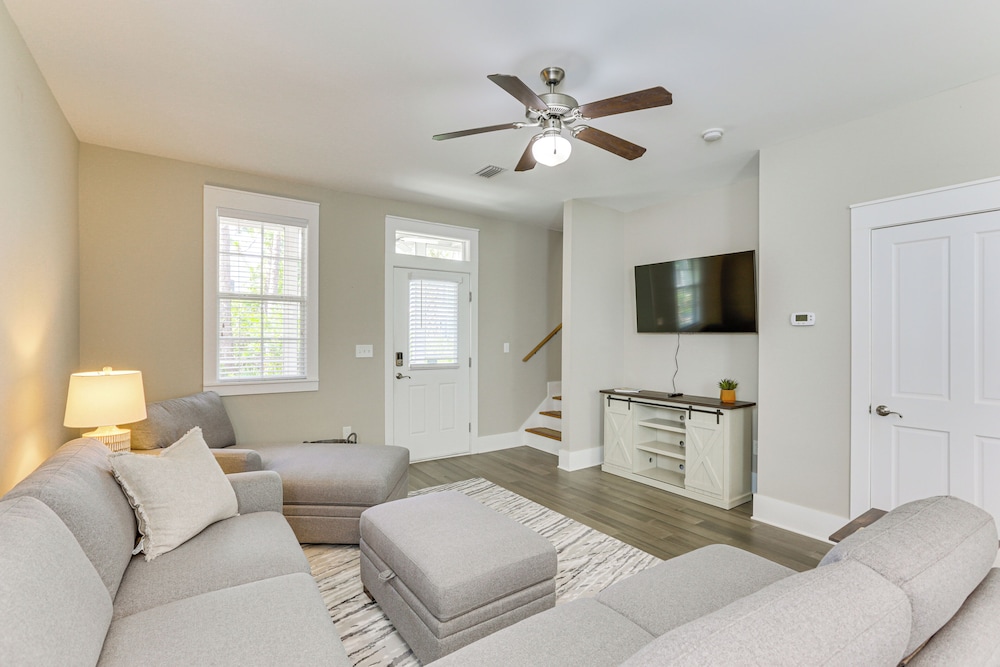 Resort-style Port St Joe Escape ~ 3 Mi to Downtown