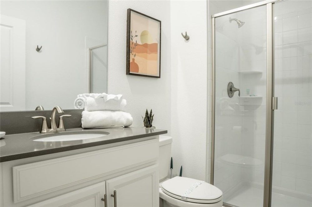 Stunning 4 Bed Townhome With Splash Pool-1160ks 4 Bedroom Townhouse
