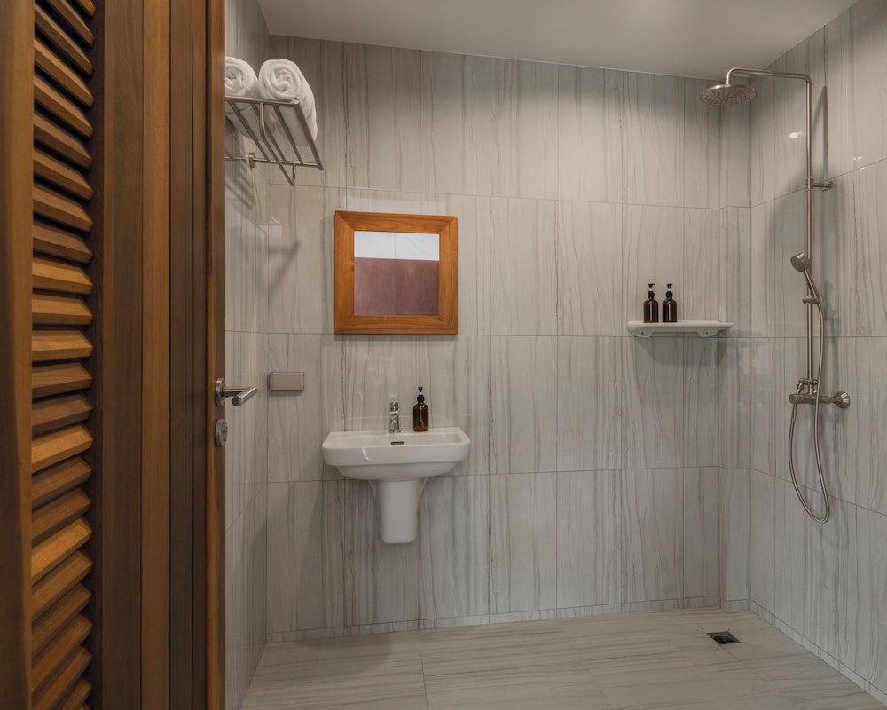 Anda Lanta Residence & Rentals - Adult only