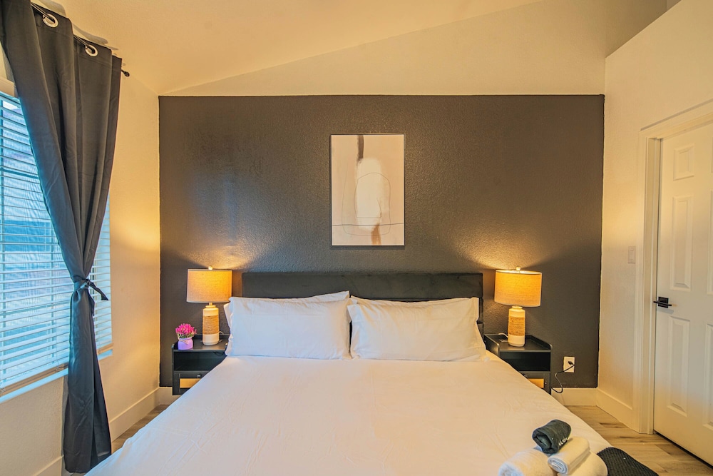 ROVE LIVING/KL - Hideaway North Scottsdale