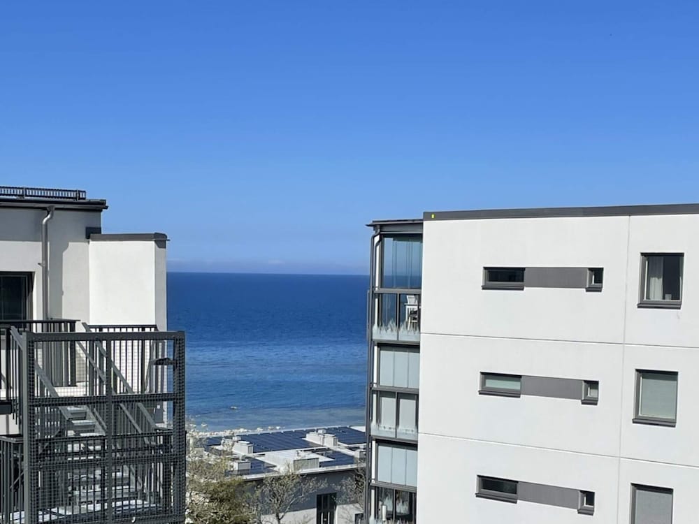 Seaside Apartment Near Visby Promenade