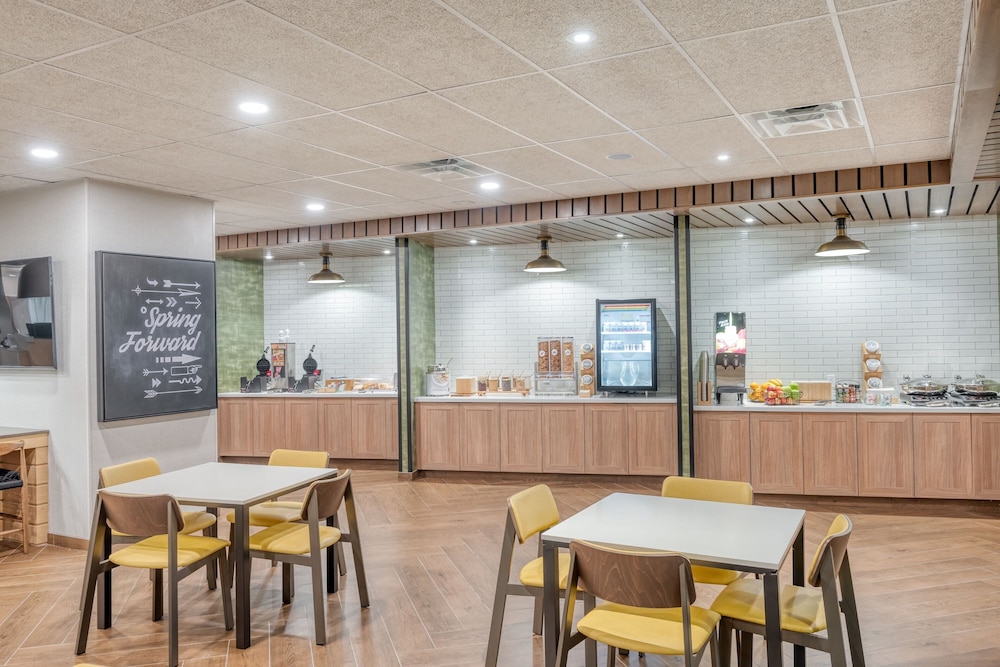 Fairfield Inn & Suites Whitestown Indianapolis NW view 4