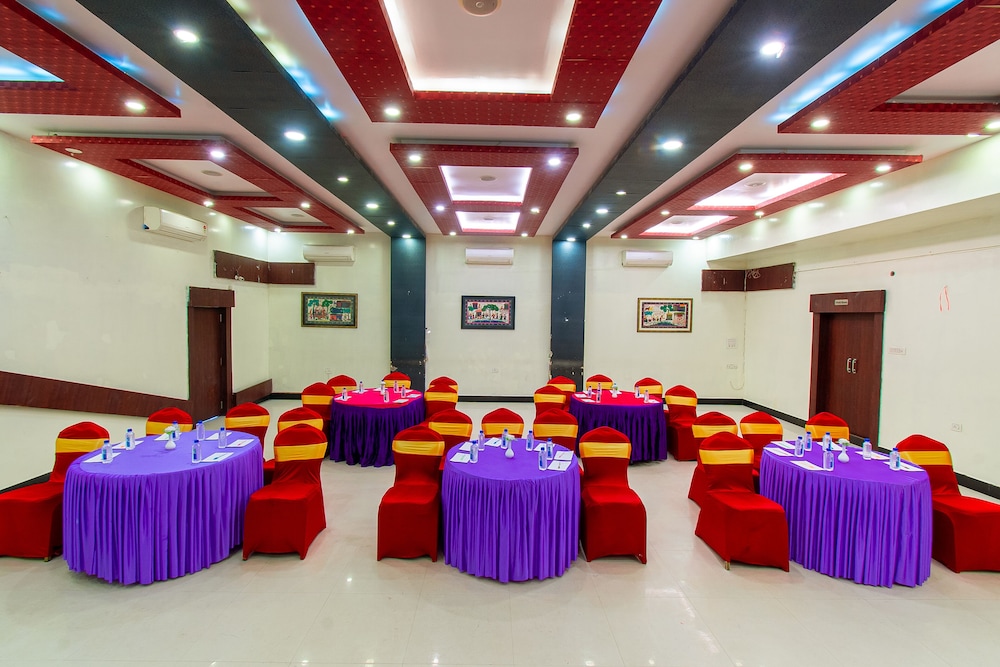 meeting & event spaces