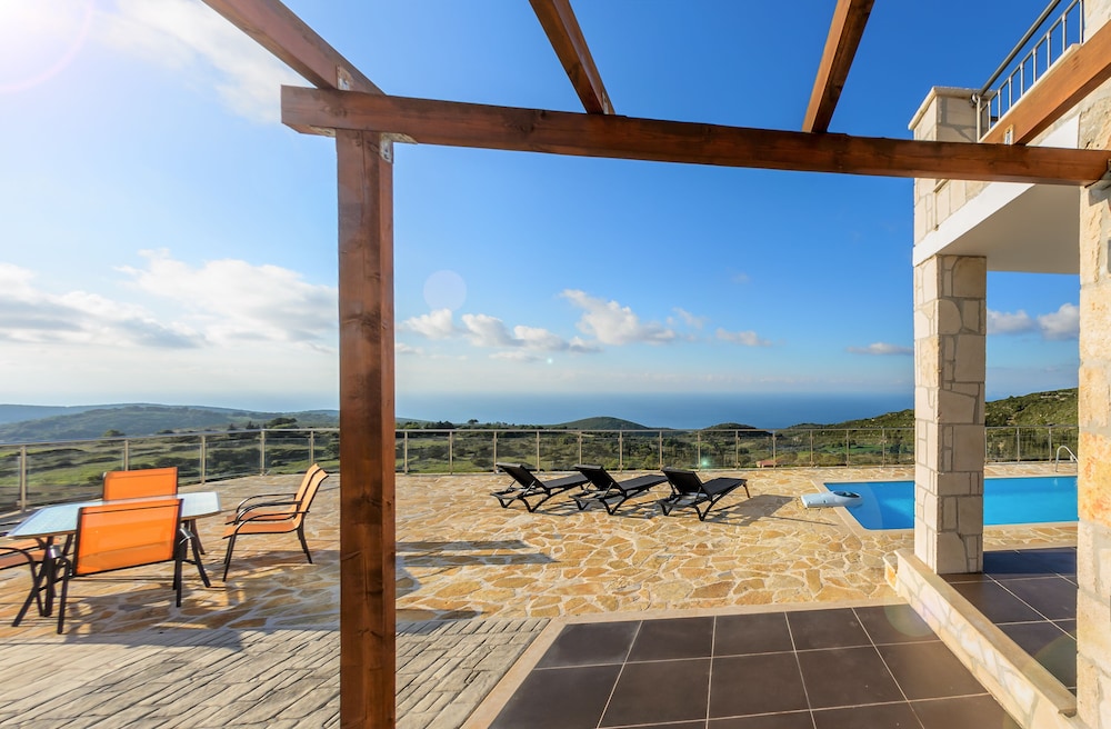 Orient Villas Traditional