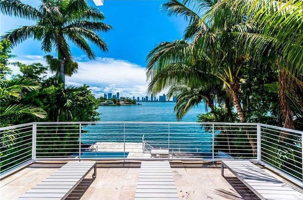 6 Bedroom Homes in Miami Beach by TMG