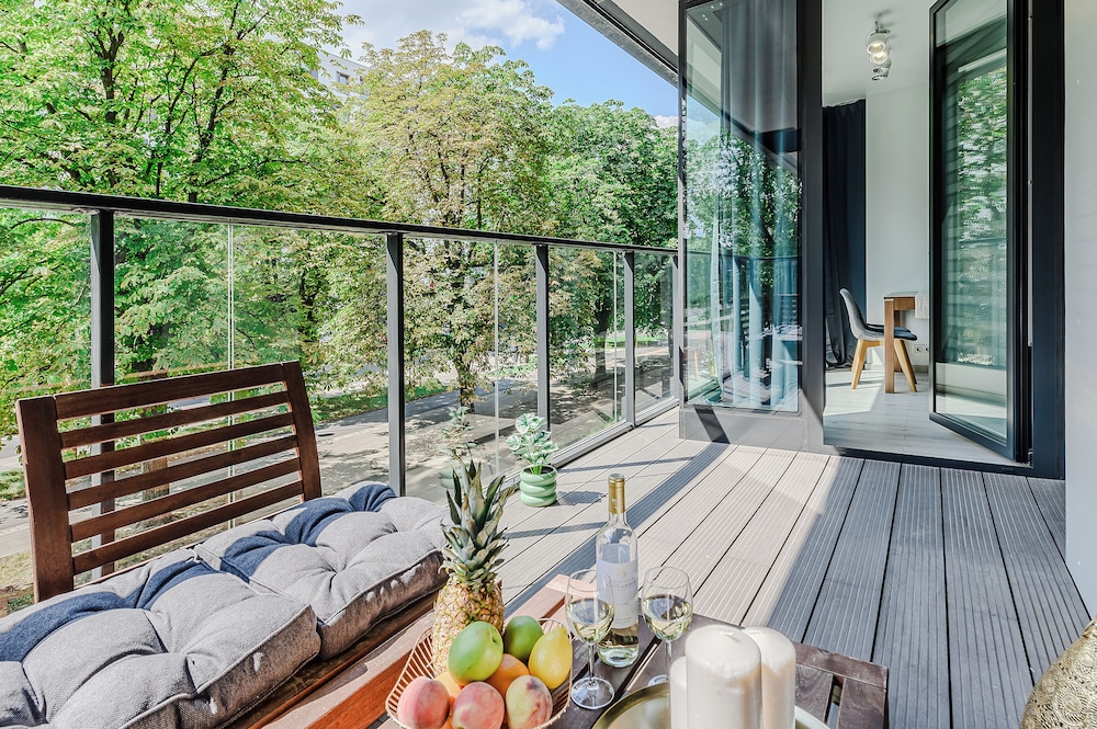 Lumina spacious apartments in Warsaw