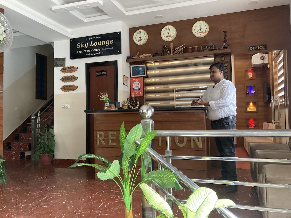 Hotel Rajshree