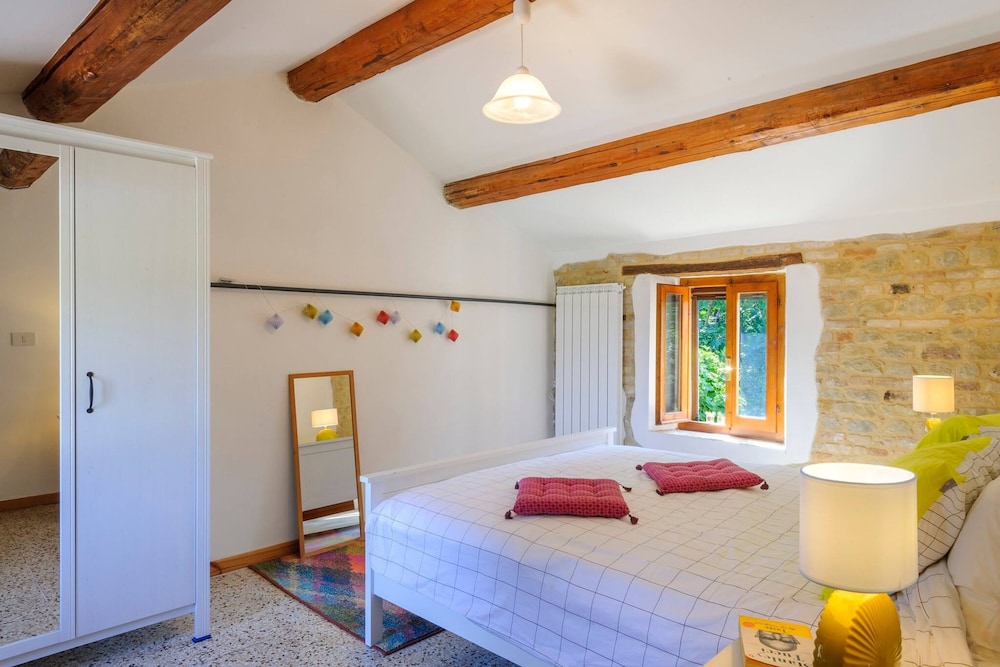 Casa Felicita 8 by Marche Holiday Villas