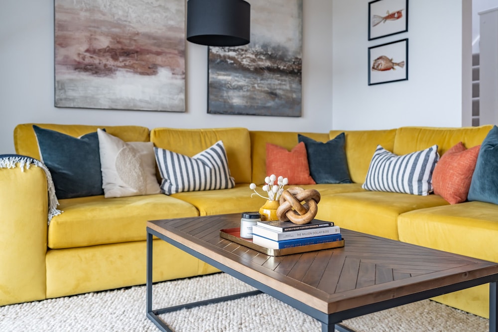 Porth Beach Villa
