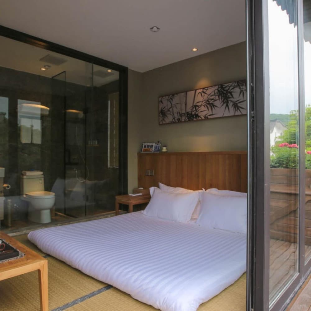Floral Hotel Joyful Garden Hangzhou view 3