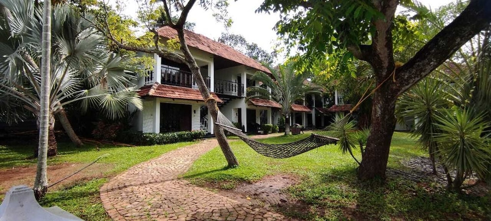 Deshadan Backwater Resort