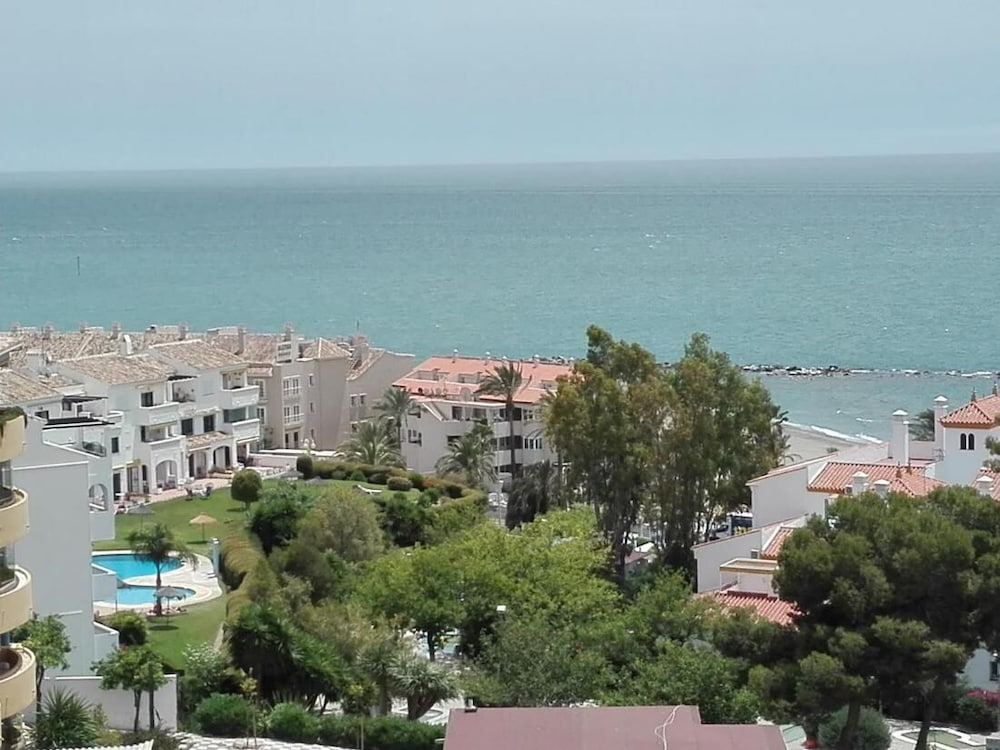 Sea Views Studio 712