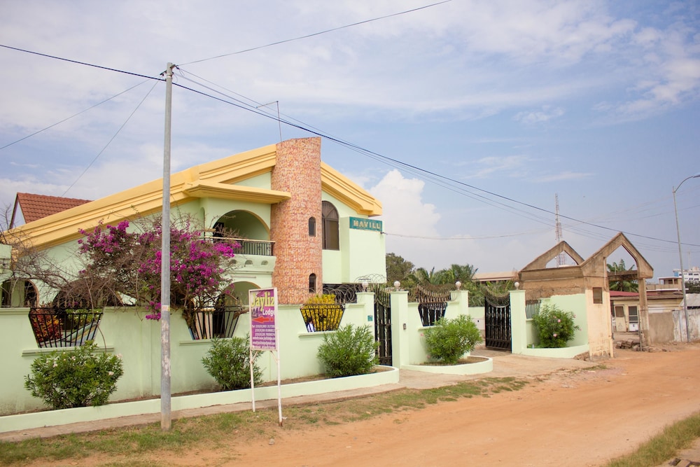 Jayliz Lodge Tema, photo 32