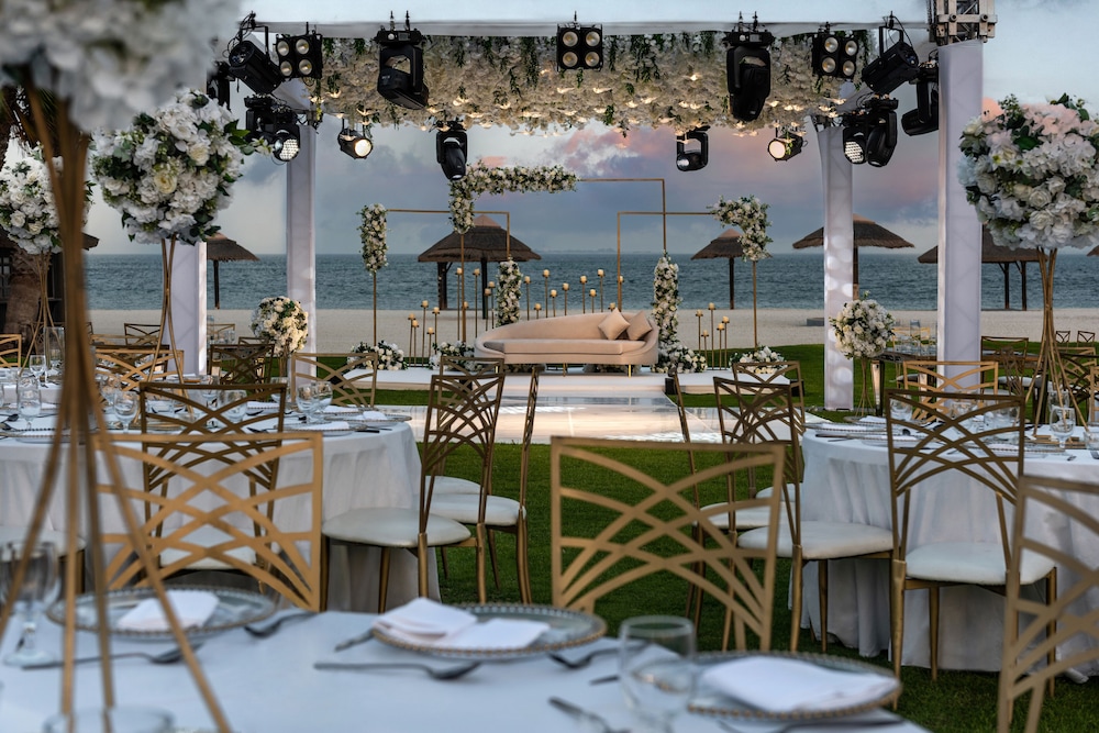 Al Maya Island & Resort
