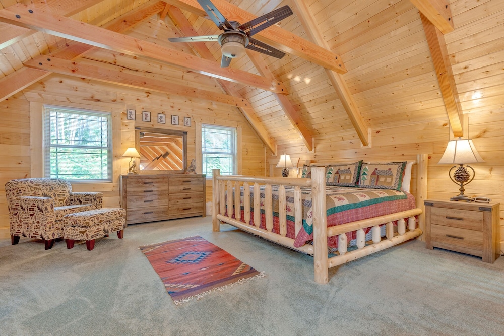 Lone Wolf Lodge by Jackson Mountain Rentals view 2