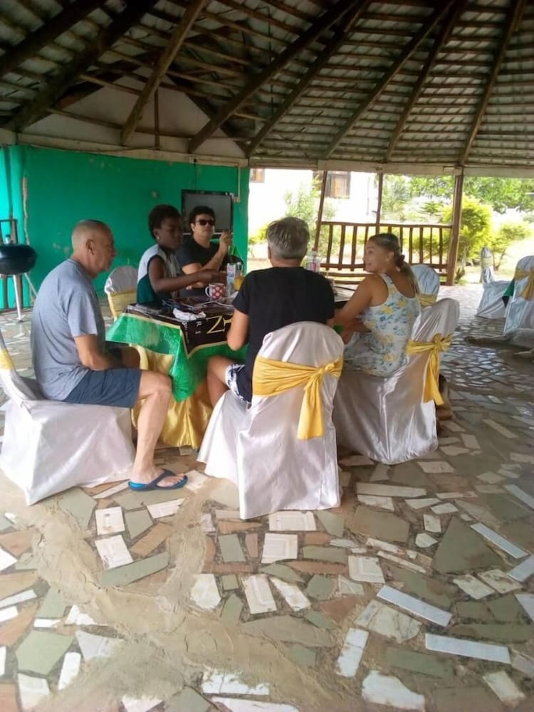 Abuesi Beach Resort