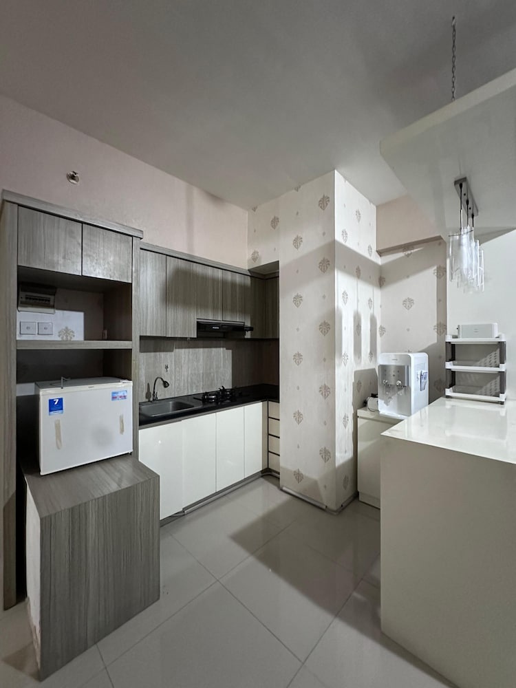 Tanglin Spacious 2BR Apartment Pakuwon
