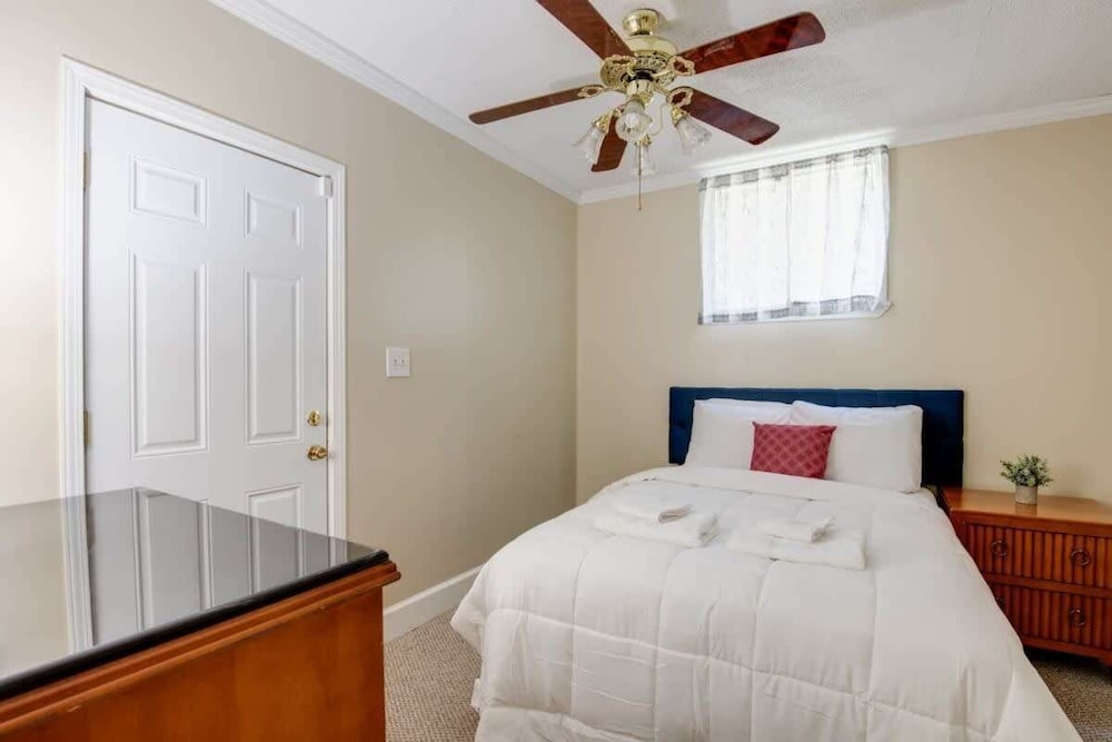 Monterey Drive Maison