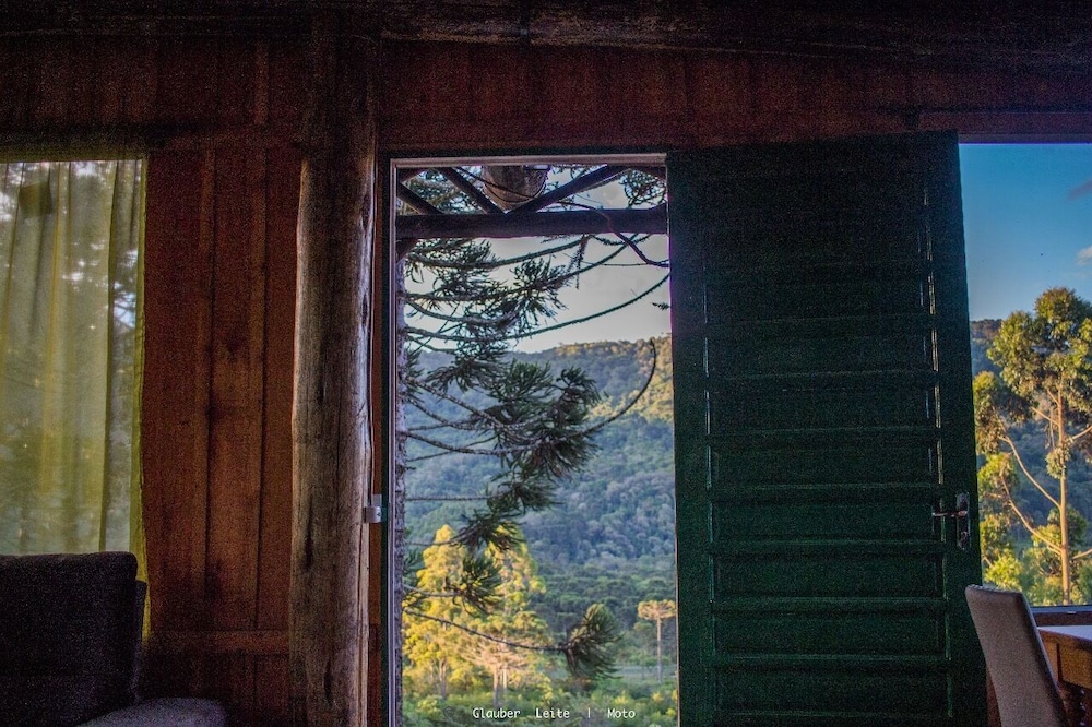 YAAHOO ECOLODGE
