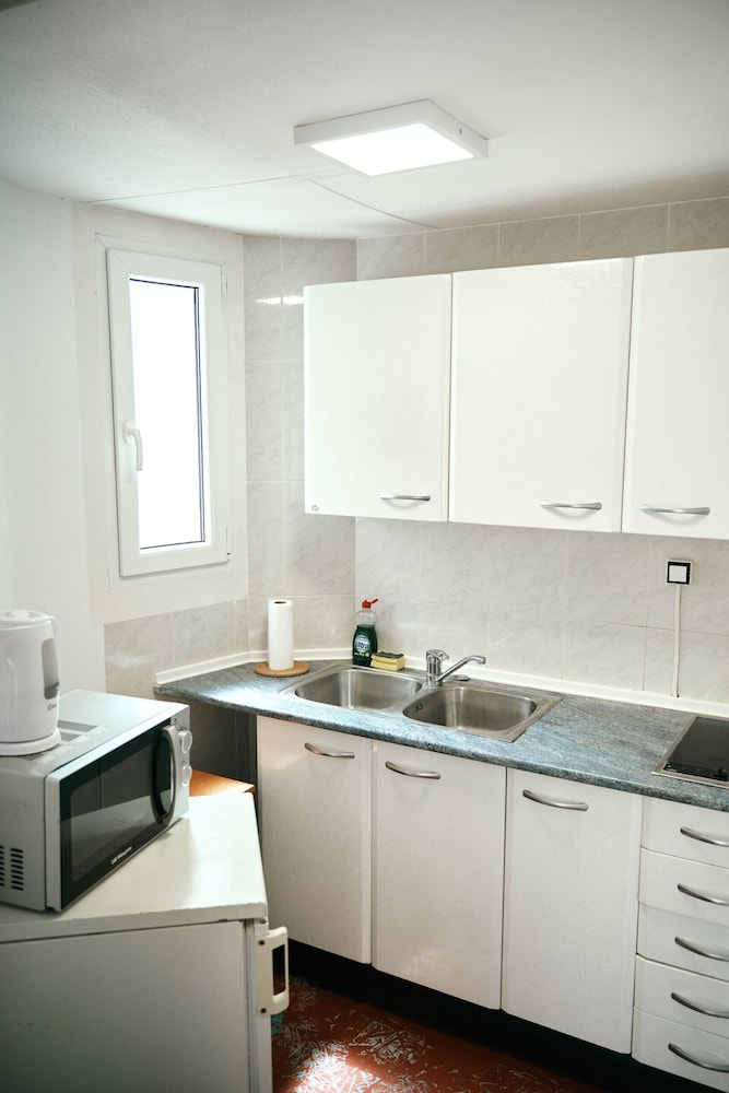 LOFT APART & HOSTAL Group