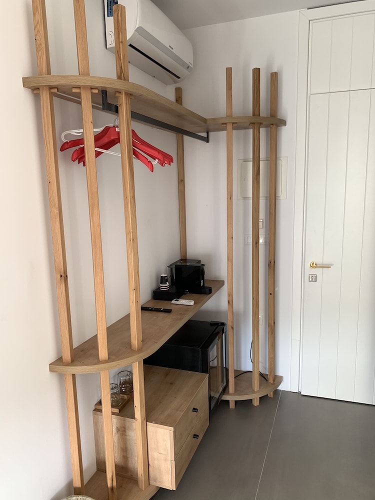 Photo 28