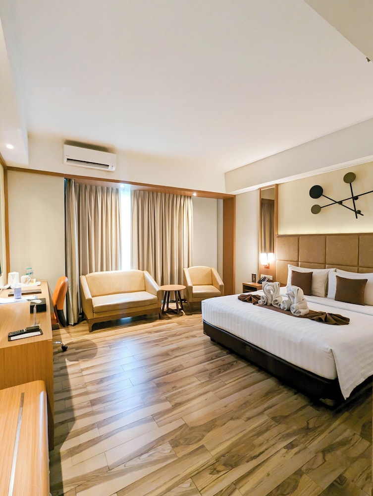 Astanaraya Suites Hotel
