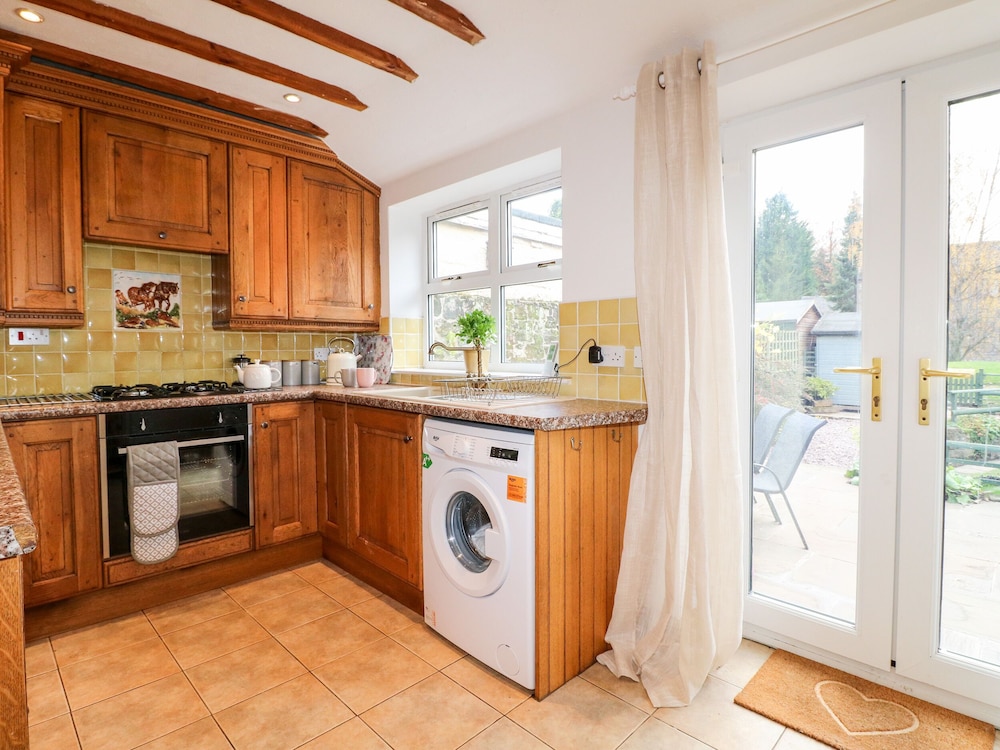 Hallbrook Cottage