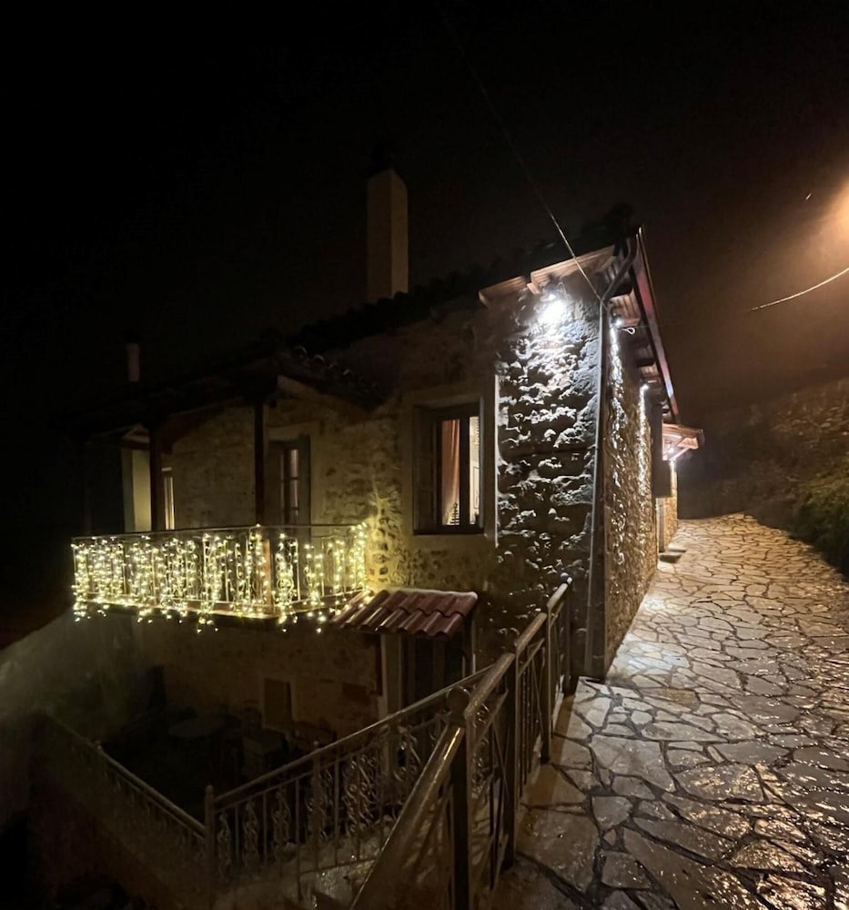 Dandy Villas Dimitsana - a Family Ideal Charming Home in a Quaint Historic Neighborhood - 2 Fireplaces for Romantic Nights view 5