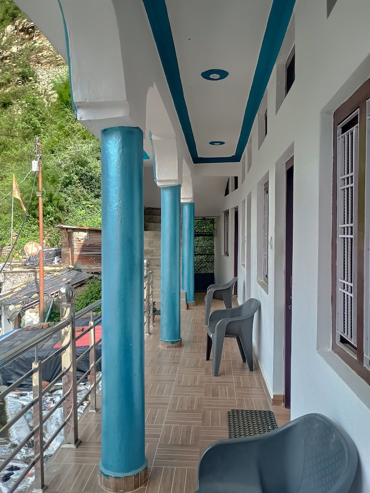 Satkar Hotel And Restuarant