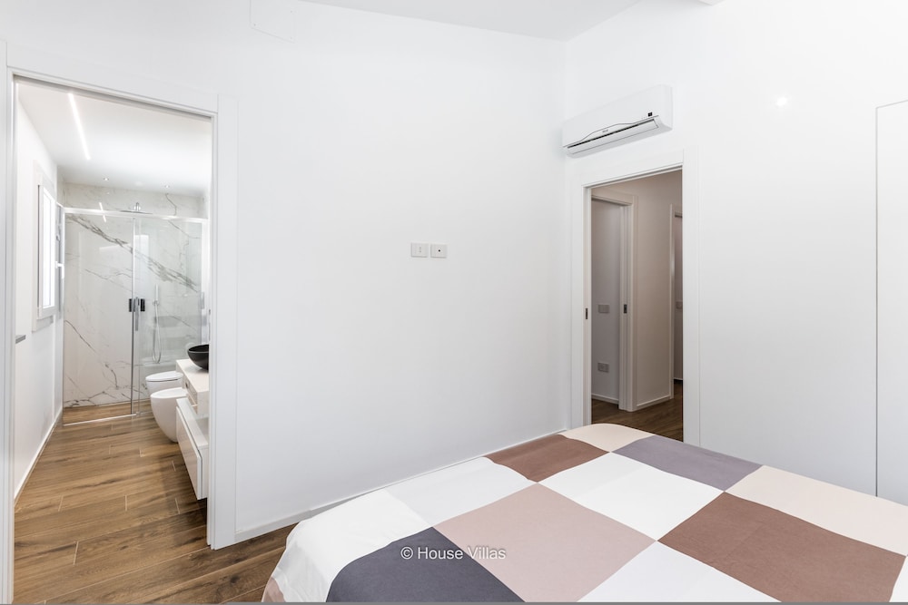 Flaben Luxury Villa in Diano Marina