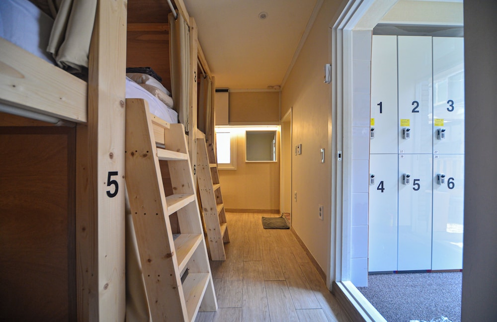 Helloworld guesthouse