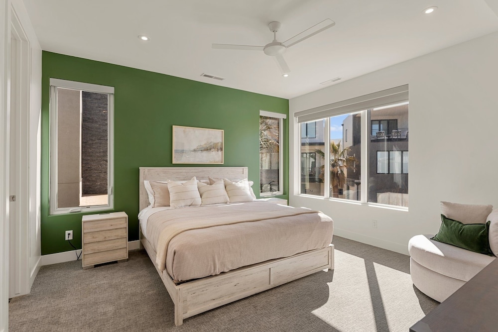 Olympic Escapes Silver 4 Bedroom Townhouse