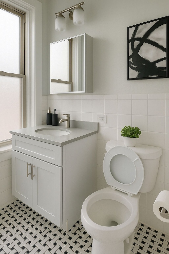 Cozy 3BR - Hyde Park 1004
