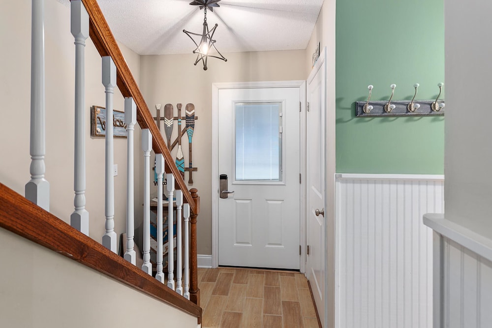 425 Magnolia Unit I by Hodnett Cooper - Property Image 3