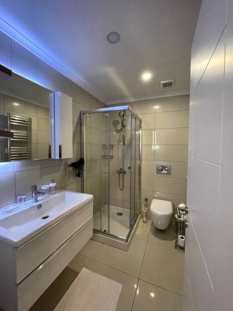 Brand-new 3 1 Apartment w Terrace Near Mall of IST