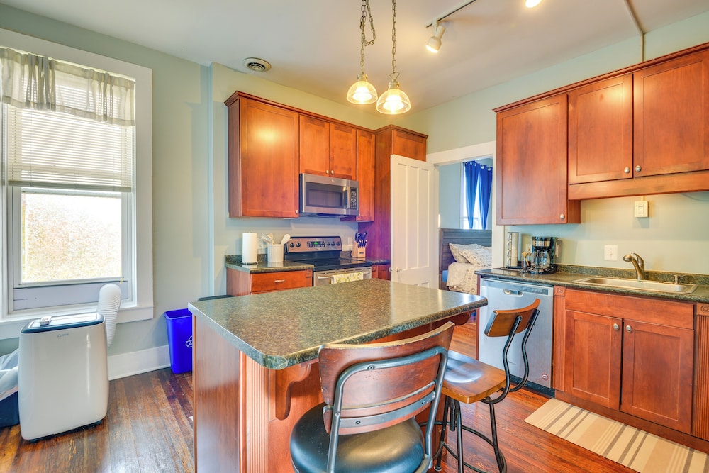 Central Location! Winter Retreat in Sackets Harbor