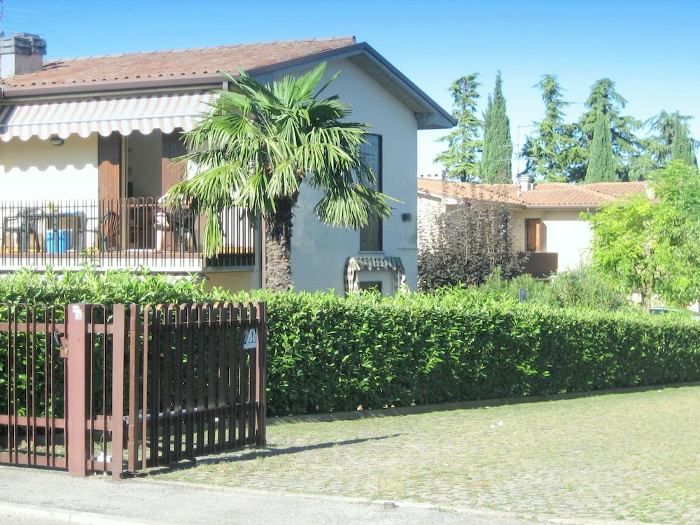 Photo 23