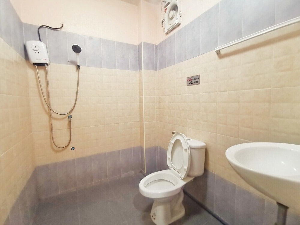 Pratubjai Hotel