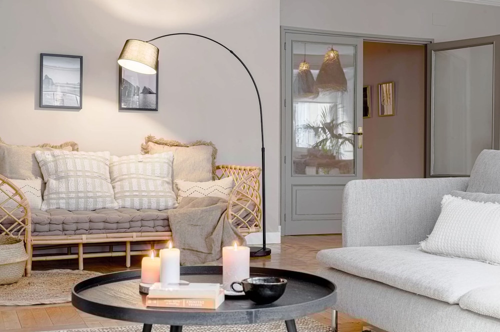 Sanggar - 3 Bedrooms in Almagro