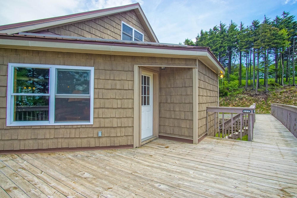 Fall Retreat Hutch 6 Slope Side 5BR on Cupp Run