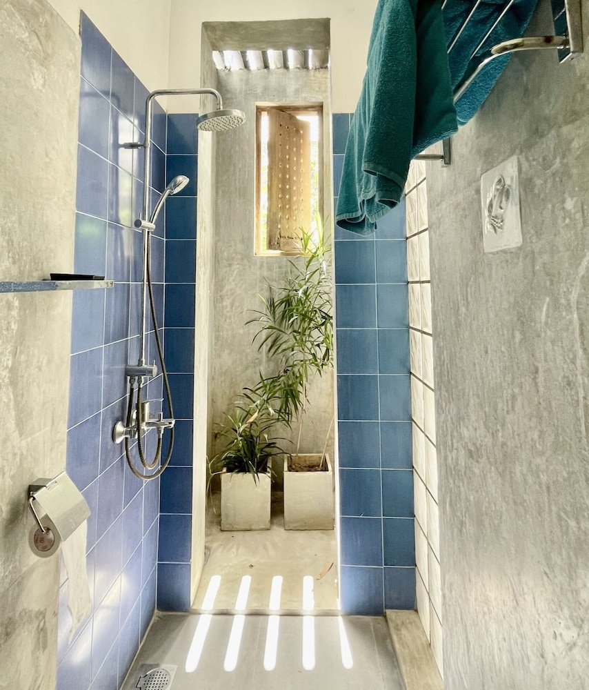 Isana Beach House