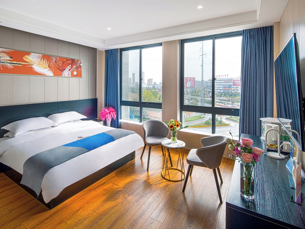 RC SMART HOTEL