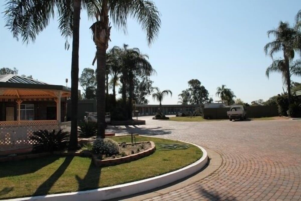 Nandewar Motor Inn